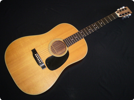 C. F. Martin & Co D28s 1972 Natural