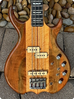 Kramer Guitars Dmz 6000b Bass 1980 Walnut 
