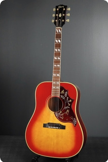 Gibson Hummingbird 1967 Cherry Sunburst