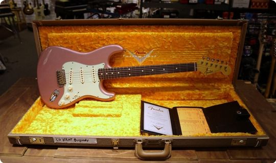 Fender Stratocaster Relic 2020 Burgundy Mist