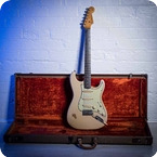Fender-Stratocaster RARE COLOUR-1963-Desert Sand