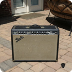 Fender-Vibrolux Reverb -1965