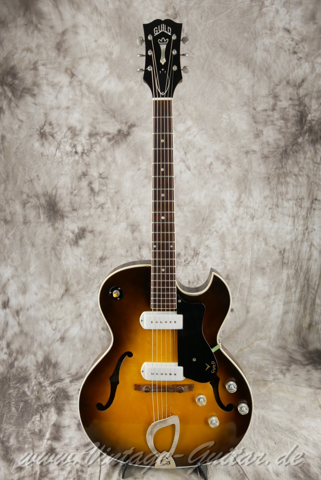 Guild T 100 D Slim Jim 1959 Sunburst Guitar For Sale Vintage