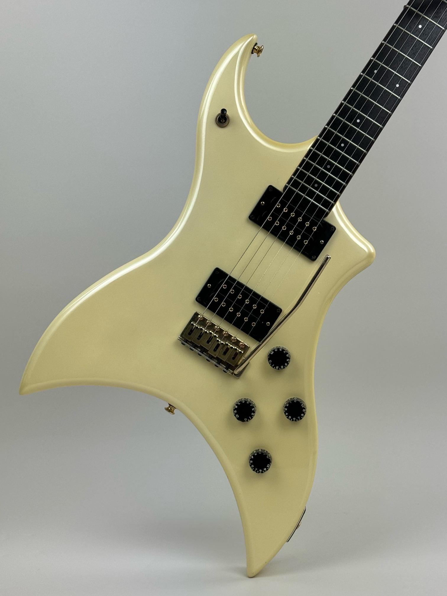 Electra Futura X1 PW 1983 Pearl White Guitar For Sale Electra Futura X1 PW 1983 Pearl White Guitar For Sale