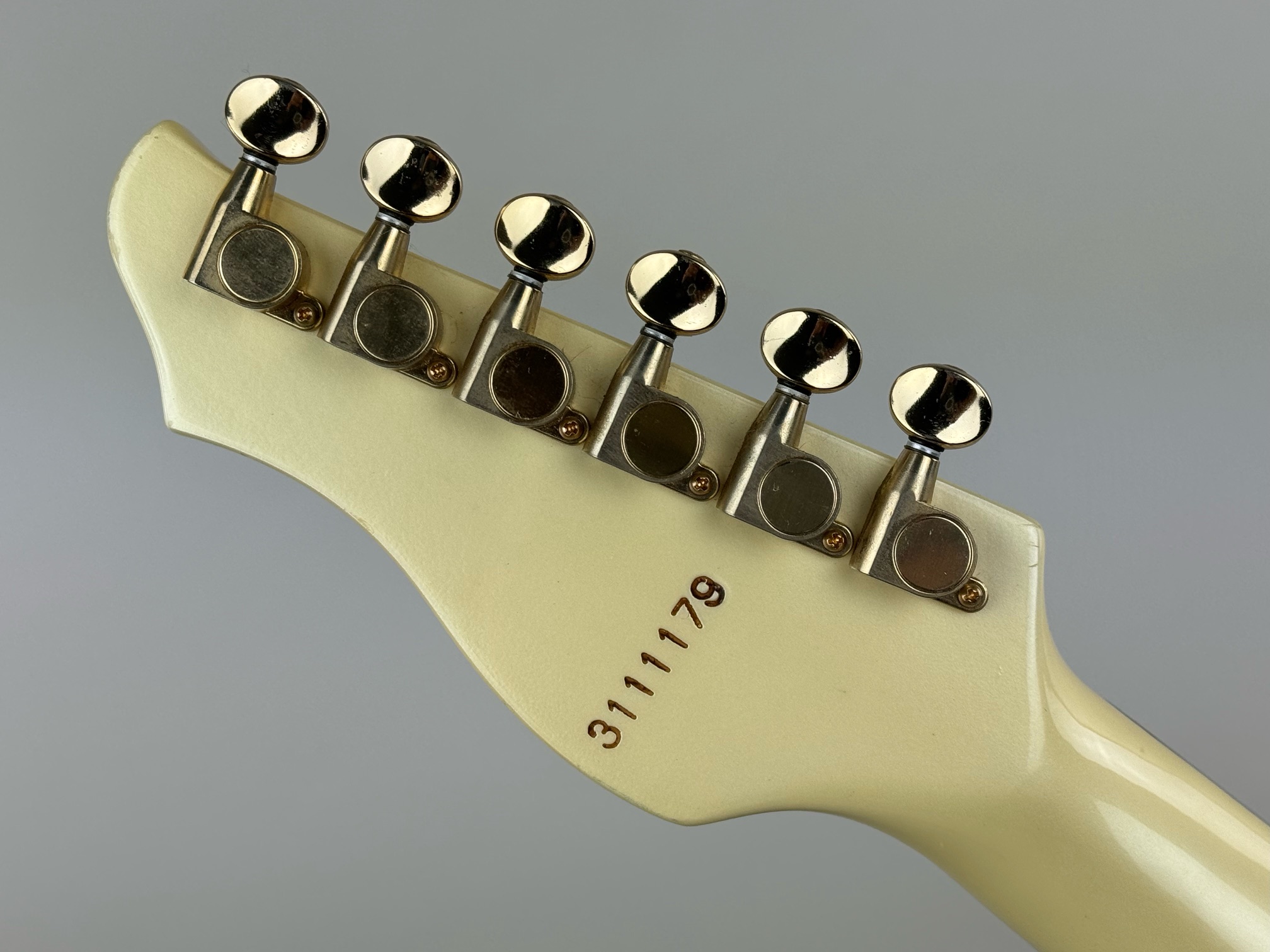 Electra Futura X1 PW 1983 Pearl White Guitar For Sale Electra Futura X1 PW 1983 Pearl White Guitar For Sale