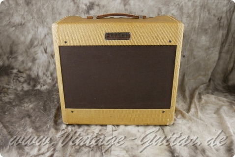 Fender Deluxe Model 5d3 1954 Tweed