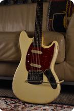 Fender-Mustang-1965-White