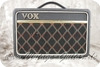 Vox Escort Black