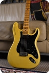 Fender-Stratocaster-1979-White