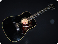 Gibson-Dove-1977-Black