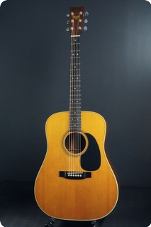C. F. Martin & Co D 76 1976 Natural
