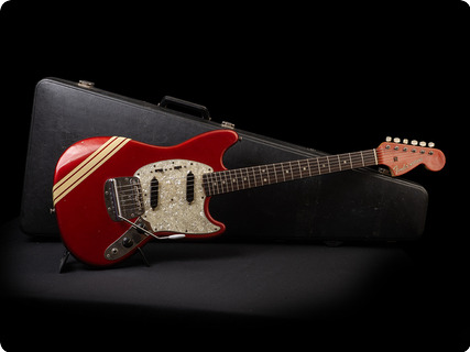 Fender Mustang Competition Matching Headstock 1970 Candy Apple Red