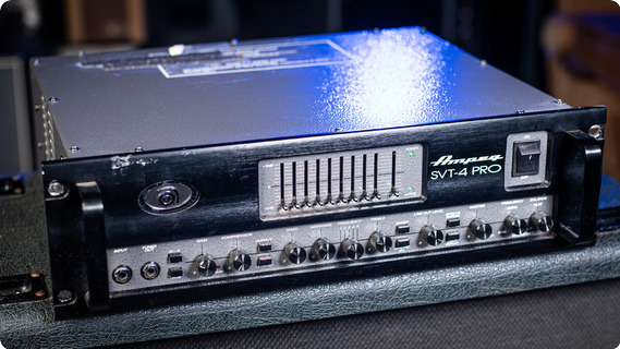 Ampeg Svt 4 Pro Rack Mount Bass Head 2000 Black