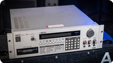 Akai-S900 Digital Midi Sampler-1990-Grey