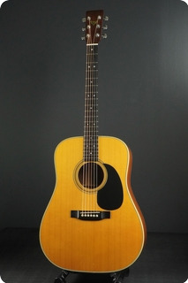C. F. Martin & Co D 76 1976 Natural