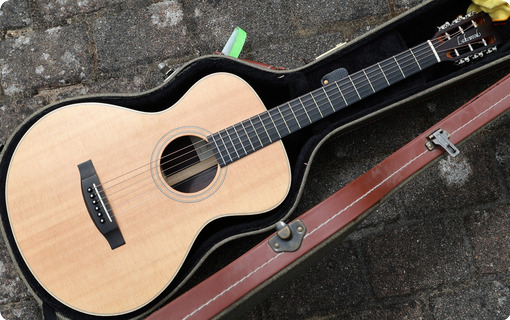 Lakewood Custom A32 2006