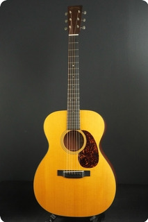 C. F. Martin & Co 000 18 Golden Era 1937 2009 Natural