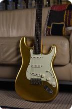 Fender-Stratocaster-2020-Aztec Gold