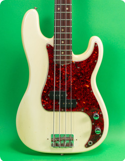 Fender Precision Bass 1966 Olympic White