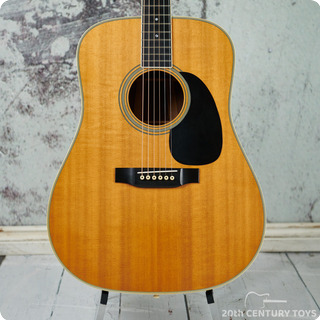 C. F. Martin & Co D 35 1974 Natural