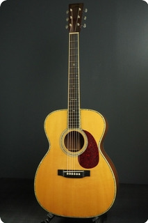 C. F. Martin & Co 000 42 Ctm 1995 Natural