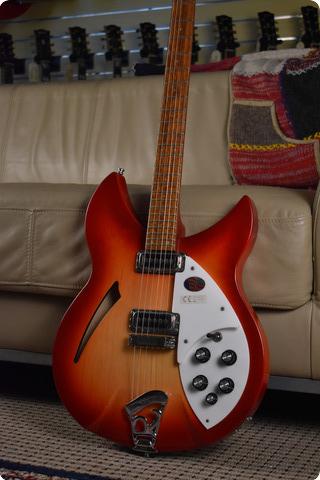 Rickenbacker 330 2015 Fireglo