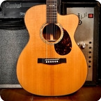 Martin OMCPA1 Performing Artist Series 2010 Natural