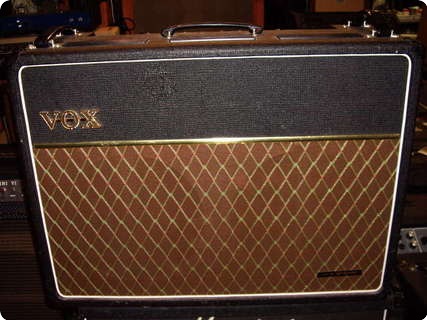 Vox Ac30 Top Boost 1966 Dark Grey With Metallic Legend