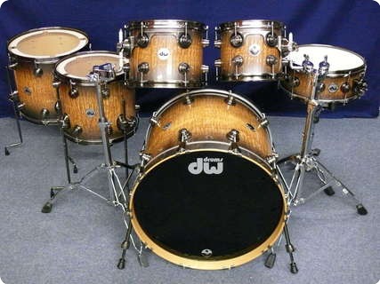 Dw 40th Anniversary Limited Edition Drumset 2011 Candy Black Pearlescent Burst Over Exotic Tamo Ash