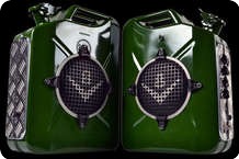 V8 T.A.N.K 20W Travel Set 2012 British Green