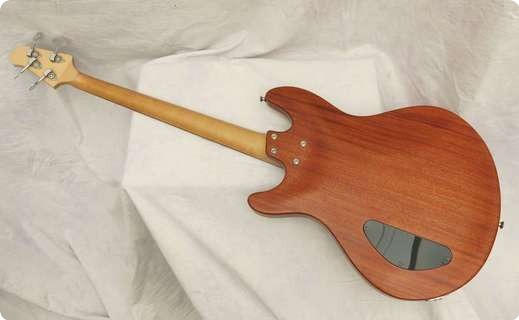 lakland-Semi-Hollowbody-Bass-ex-John-Entwistle-Natural-big.jpg