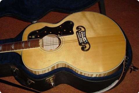 Gibson J 200 2001