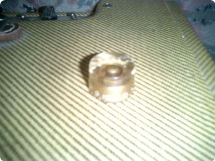 Gibson 3/8 Ice Cube Knob 1953 Gold