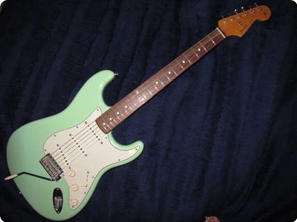 Fender Stratocaster 2000 Surf Green (rare)