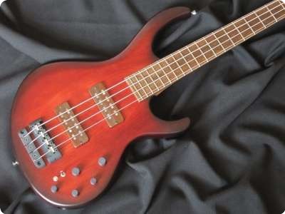 Fibenare Globe Bass   Bolt On Red Burst