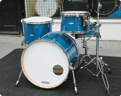 C&c Custom Maple 2009 Blue Glass Glitter