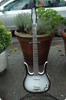 Danelectro Longhorn