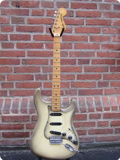 Fender Stratocaster 1978 Antigua 