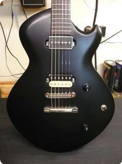 Hans Guitars Reverend Black