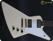 Gibson Explorer 1976 White