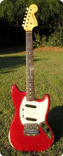 Fender Mustang 1965 Dakota Red