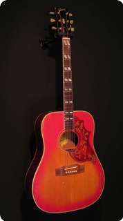 Gibson Hummingbird 1966 Cherry Sunburst