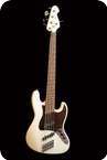 Stevens Custom Guitars Stevens Fanned Bass Vintage White