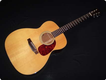 Martin J18 1990 Natural