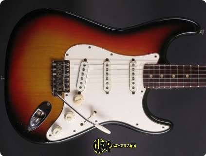 Fender Stratocaster 1971 3 Tone Sunburst