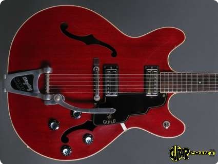 Guild Starfire Iv   Bigsby 1967 Cherry