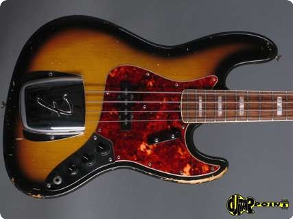 Fender Jazz Bass 1968 3 Tone Sunburst