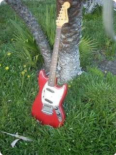 Fender Mustang 1965 Dakota Red