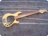 Music Man Stingray 5 Fretless