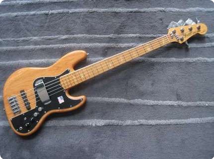 Fender Marcus Miller V Signature Naturel  2013